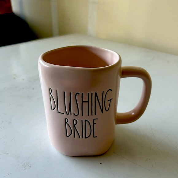 Rae dun blushing bride - Picture 1 of 1